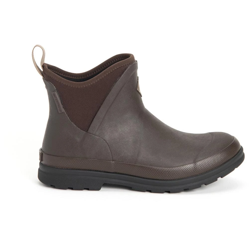 Muck Boots: Women's OAW 900 Brown Originals Waterproof Ankle Boot 4 Muck Boots: Women's OAW 900 Brown Originals Waterproof Ankle Boot - Image 2